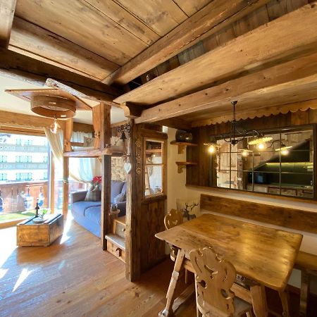 Calore Di Una Casa Di Montagna Campitello di Fassa Exterior foto