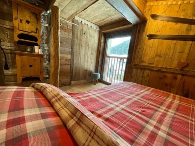 Calore Di Una Casa Di Montagna Campitello di Fassa Exterior foto